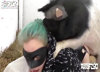 Green-haired chick gets banged and creampied by a fat pig in a barn